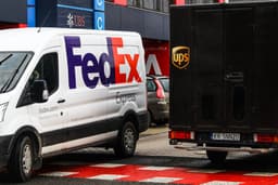 UPS, FedEx File for Tariff Refunds as Relief Process Unfolds