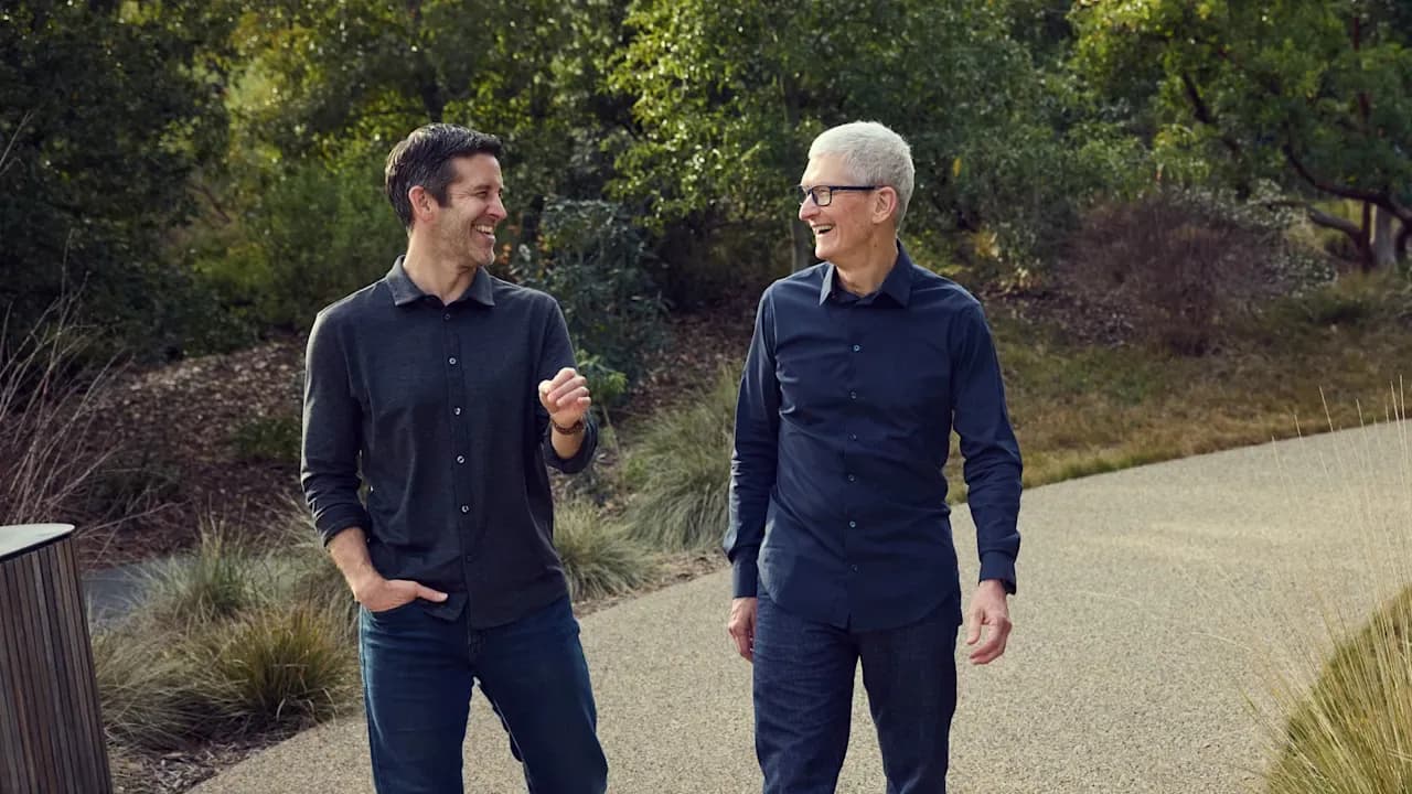 Apple's Software Challenge Under New Leadership