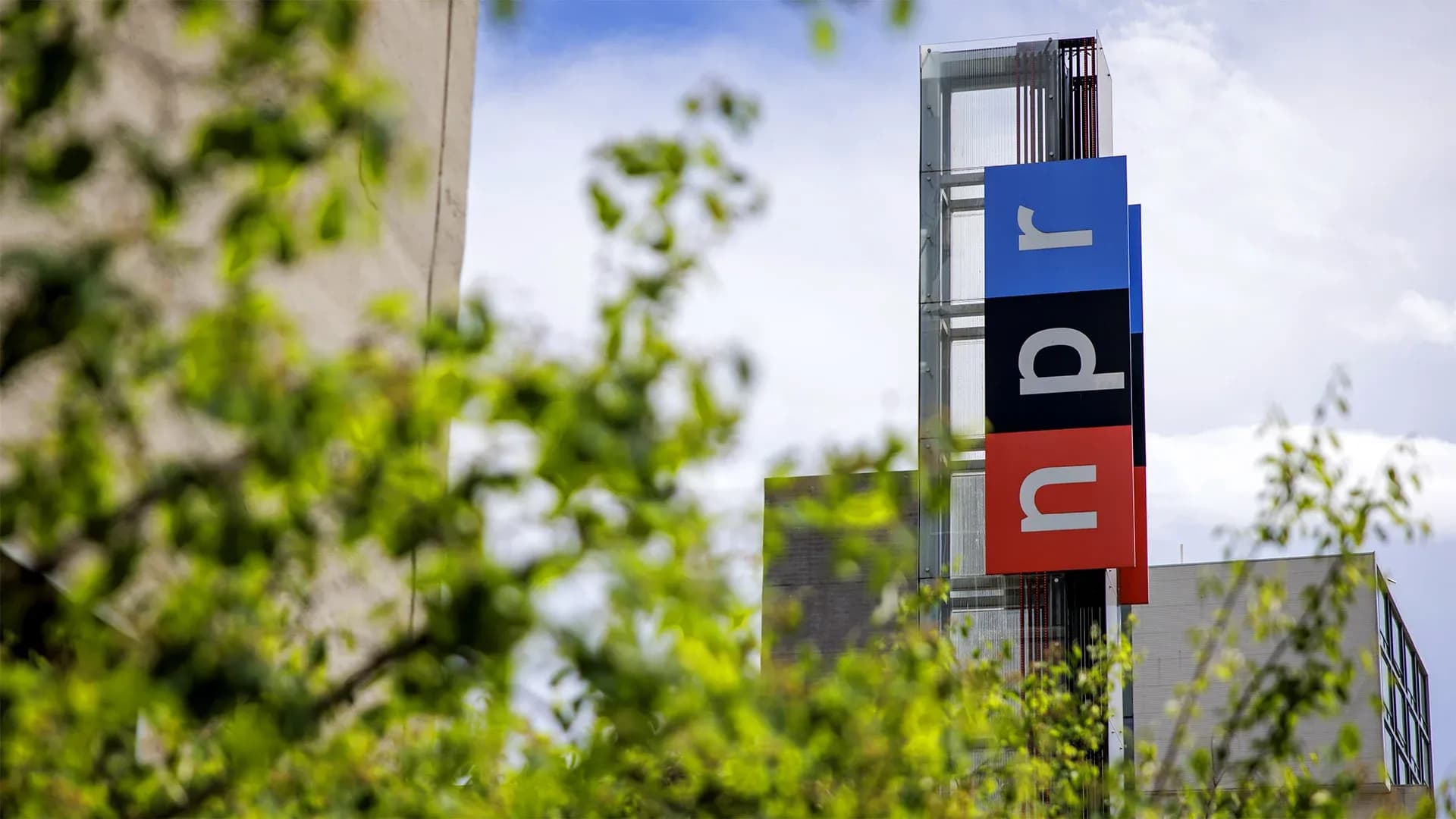 Billionaire Philanthropy Saves Public Radio: Lessons for Atlanta Donors