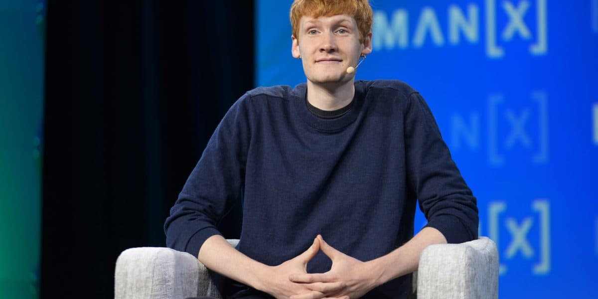 25-Year-Old Tech Founder Becomes Billionaire After SpaceX Deal