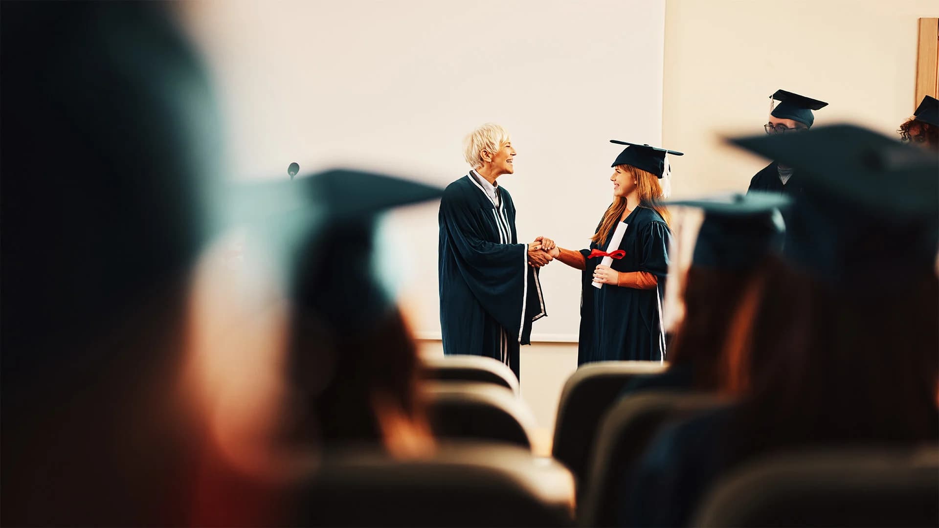 Entry-Level Hiring Rebounds as Atlanta Employers Shift AI Strategy