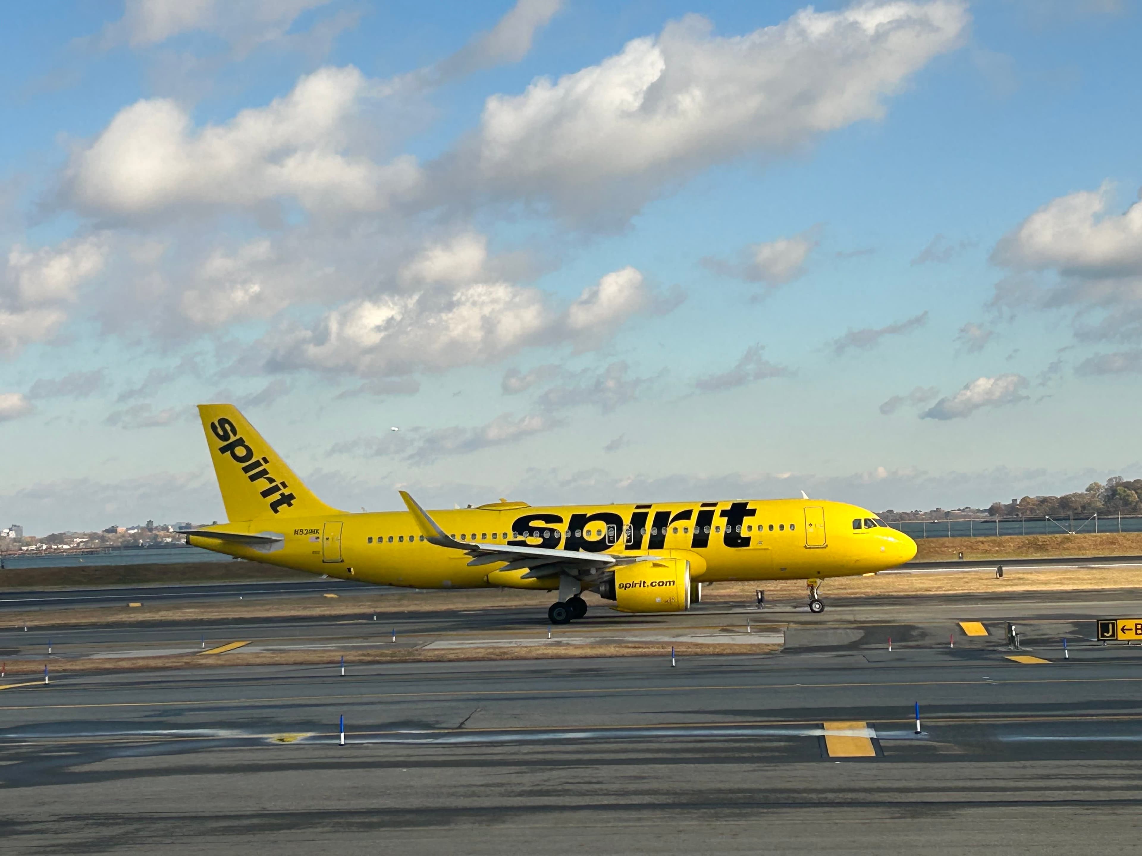 Spirit Airlines Seeks Federal Rescue as Cash Runway Shortens