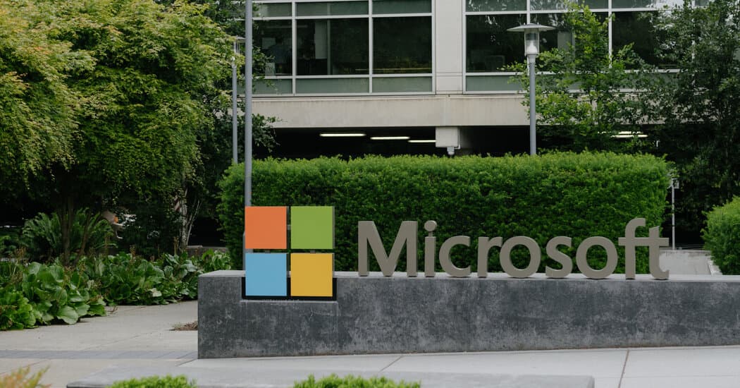 Microsoft Offers Buyouts to 7% of U.S. Workforce Amid AI Push