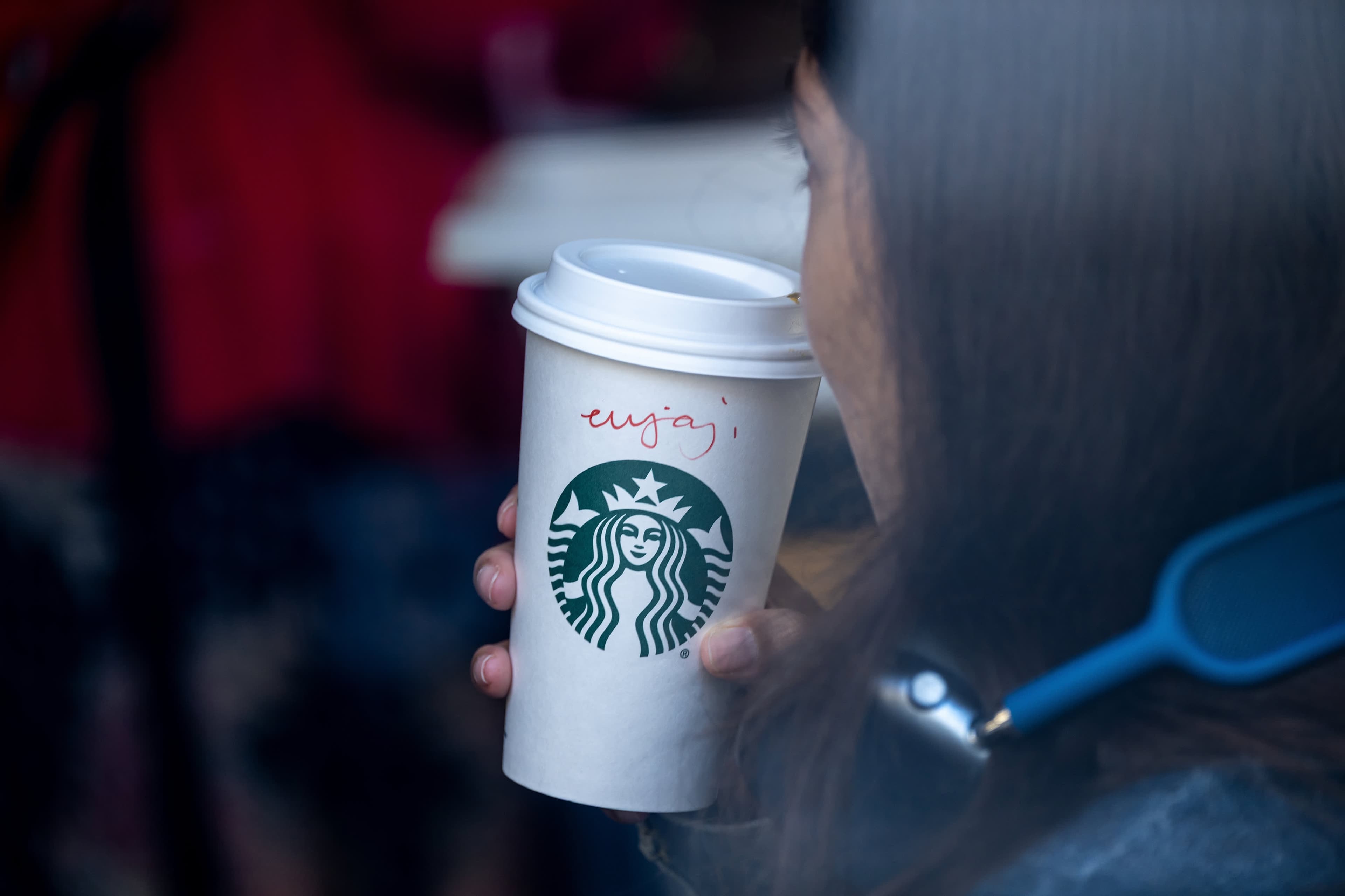 Starbucks Loyalty Overhaul Signals Shift in Coffee Shop Competition
