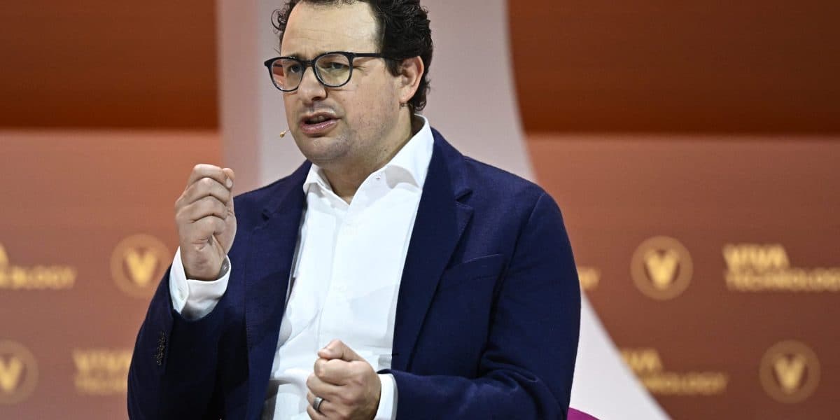 Anthropic's Claude Code Stumbles: Engineering Errors Behind AI Tool's Performance Decline