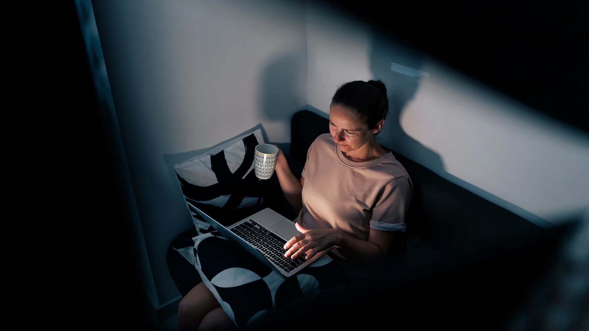 After-Hours Hustle: 5 Evening Business Ideas for Atlanta Professionals