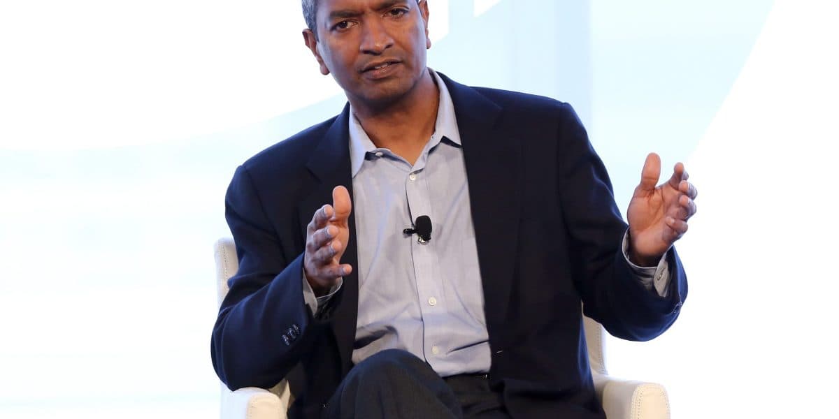 Crisis Leadership: How a Founder Learned to Trust Employees First