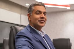 Bank CEO Deploys AI Clone for Earnings Call in Bold Workforce Strategy