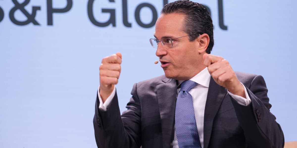 Shell's $14B Canadian Acquisition Signals Shift in Energy Strategy