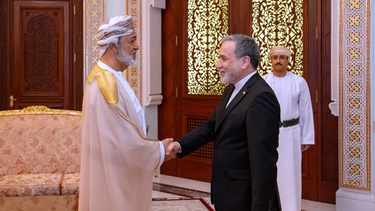 Iran-U.S. Strait Standoff Drives Oil Prices Higher, Impacts Global Markets