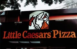 Little Caesars Launches Drone Pizza Delivery in Major Logistics Shift