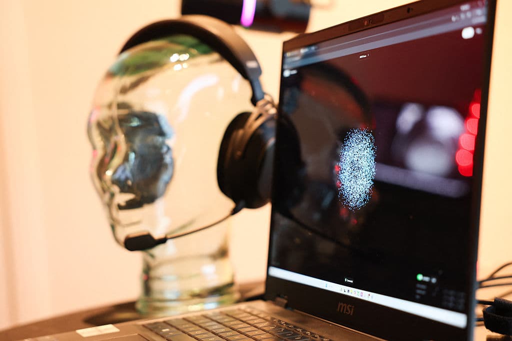 Brain-Computer Interface Startup Neurable Pushes Into Consumer Wearables